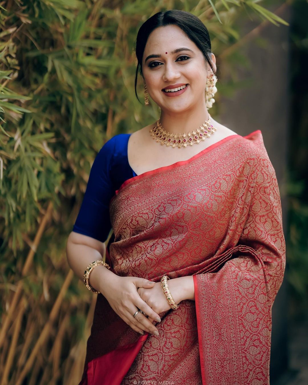 Malayalam Actress Miya George Images in Red Saree Blue Blouse